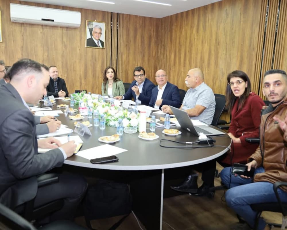 دائرة شؤون اللاجئين تعقد الاجتماع الأول للجنة التوجيهية لمشروع التدخلات الاستراتيجية لتحسين خدمات المياه والصرف الصحي