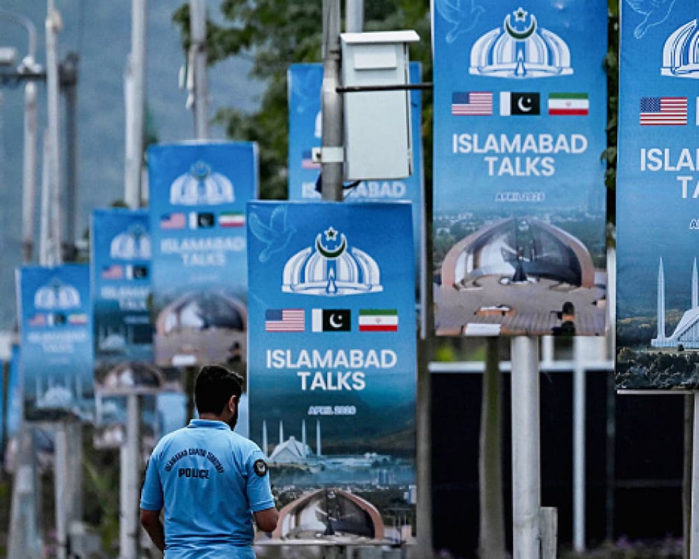 لا موعد واضح للمفاوضات الأميركية الإيرانية... تحركات في إسلام آباد توحي بجولة وشيكة