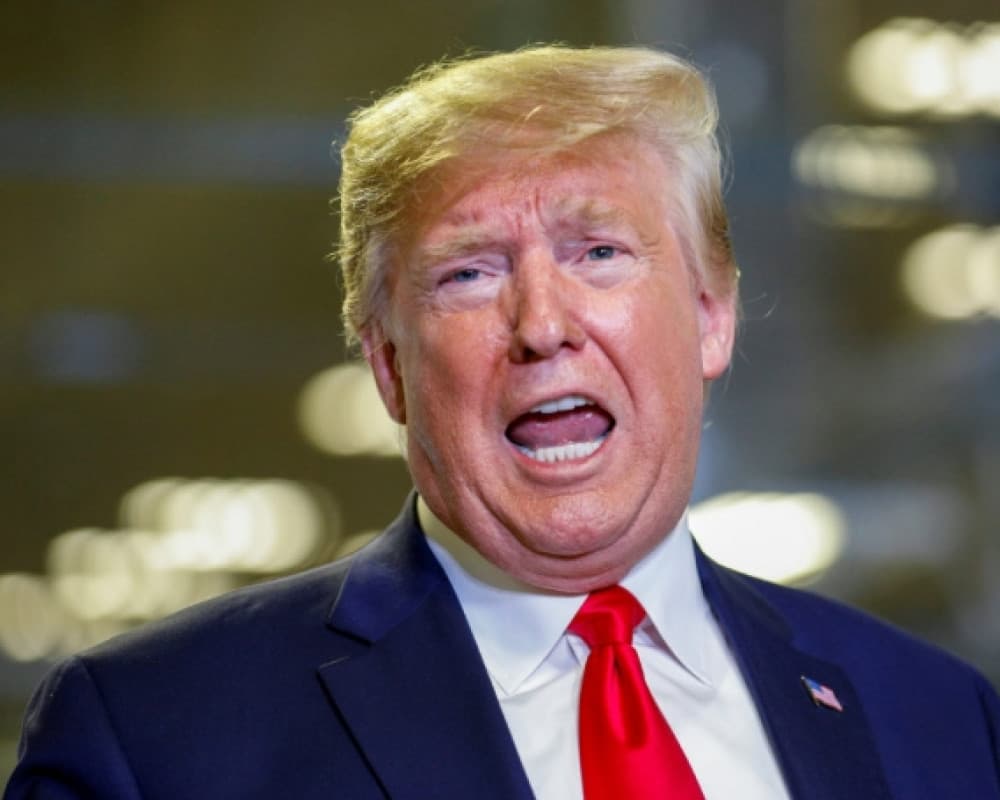 ترامب يرجح عقد جولة مفاوضات ثانية الجمعة وإيران تشترط رفع الحصار وشمول لبنان بوقف إطلاق النار