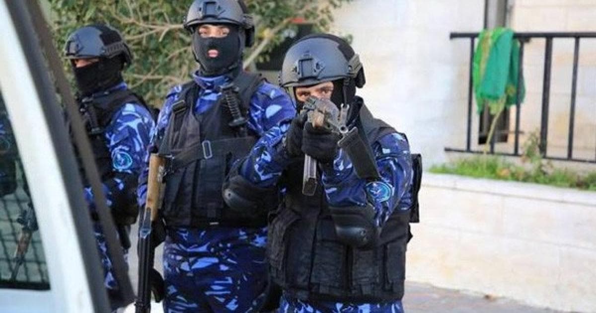 القبض على مطلوب للقضاء بتهمة القتل العمد بالاشتراك في سلفيت