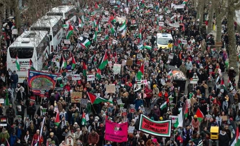 75 برلمانيًا بريطانيًا يوقعون مذكرة تطالب بمعاقبة الاحتلال وحظر تصدير الأسلحة إليه