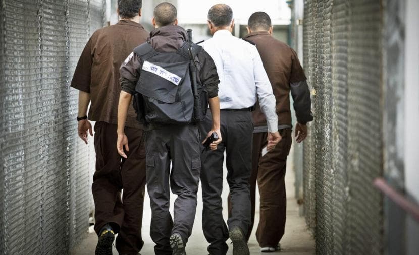 البرلمان العربي: معاناة المعتقلين لدى الاحتلال من أبشع صور الظلم التاريخي