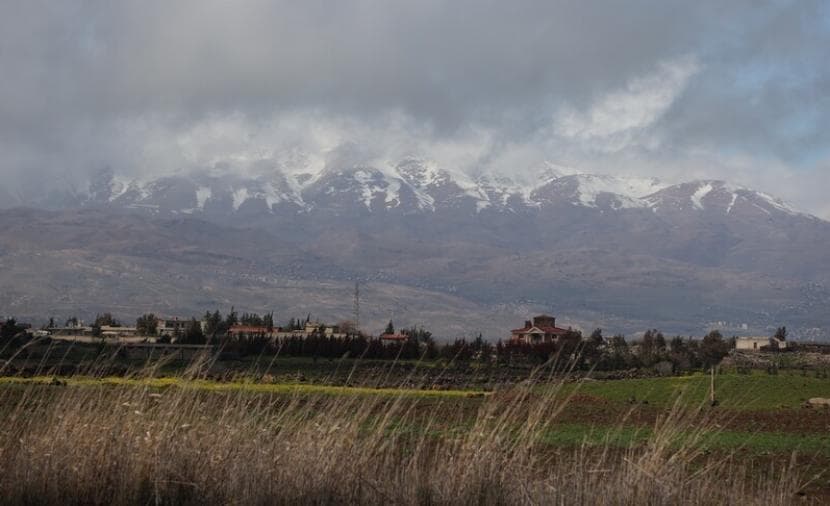 الاحتلال يعتقل شابين في توغل بالقنيطرة جنوبي سوريا