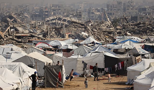 وارسو : 45% من البولنديين يرون أن أفعال إسرائيل ضد الفلسطينيين تشبه ممارسات النازية