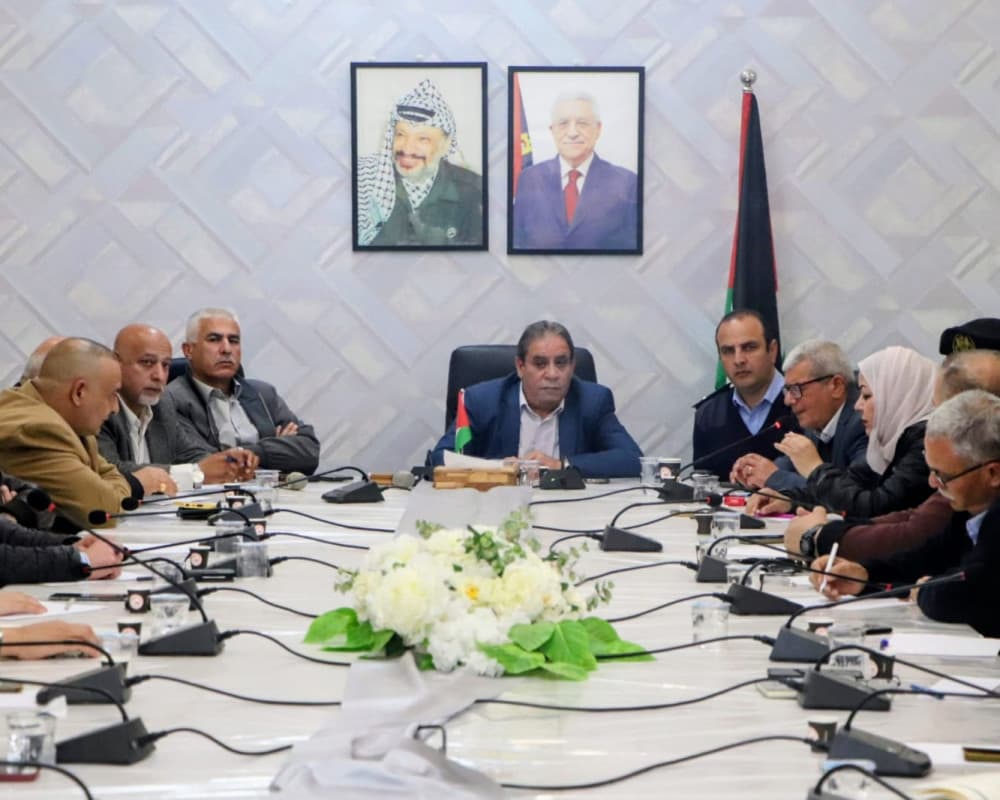 برعاية المحافظ ابو عليا : اقرار مهرجان مركزي الخميس لاحياء يوم الاسير عقب اجتماع موسع بمحافظة بيت لحم